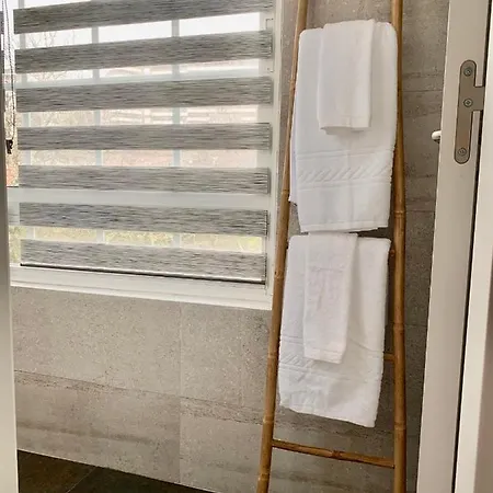 Διαμέρισμα Black House - Feel The Vibe *