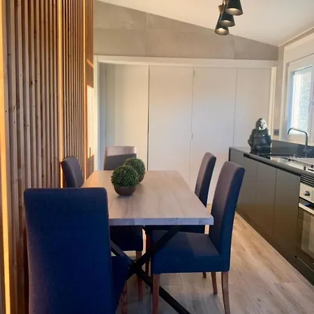 Apartmán Black House - Feel The Vibe Vigo