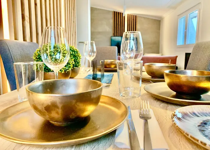 Black House - Feel The Vibe Vigo