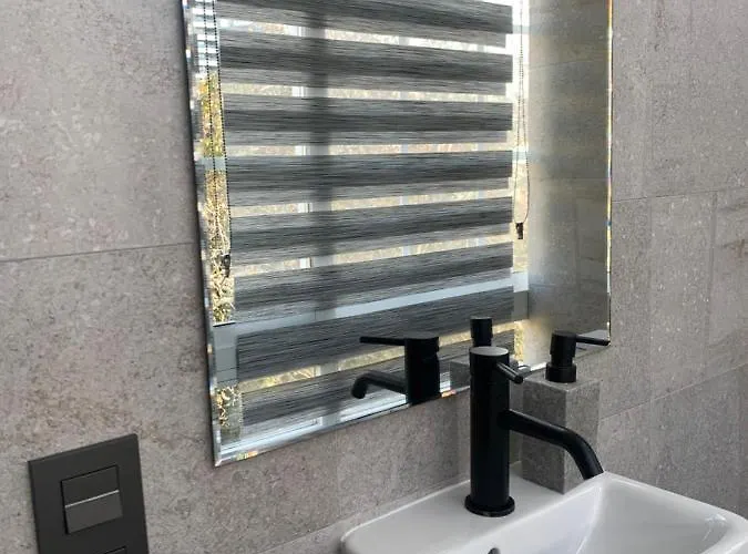 Black House - Feel The Vibe Apartman *